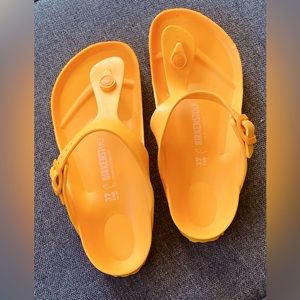 Birkenstock Gizeh Essentials Thong water shoes. Size 37/7